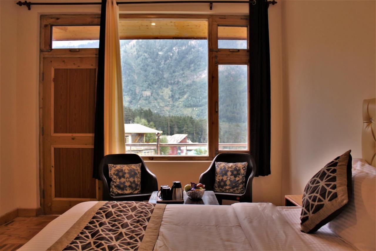 Nirvana Hills Manāli Buitenkant foto